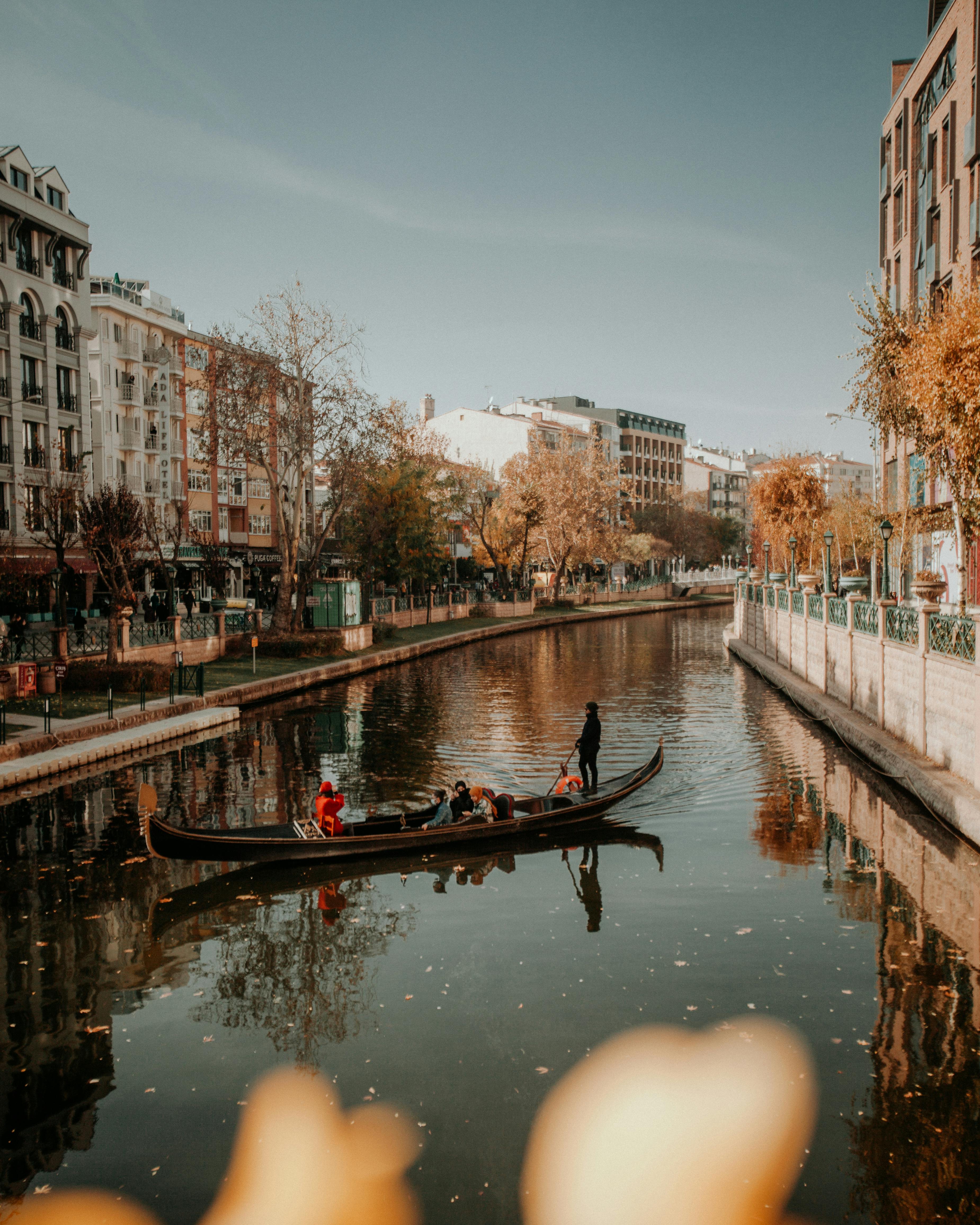 Top 10 destinații de toamnă pentru un weekend prelungit