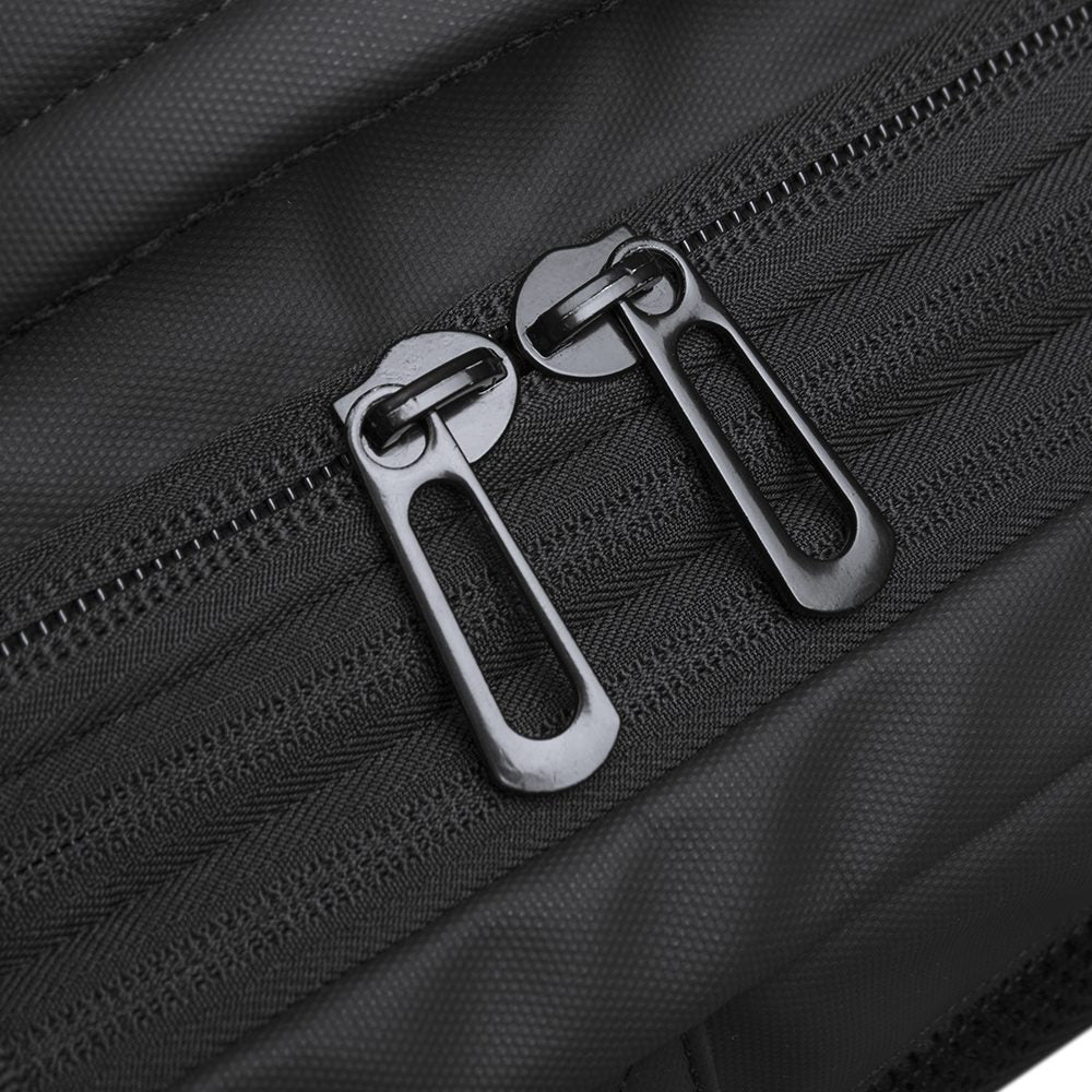 Rucsac multi-functional pentru laptop, extensibil din poliester este rezistent la stropi de apa, cu port USB, se fixeaza de valiza, BANGE BG1908