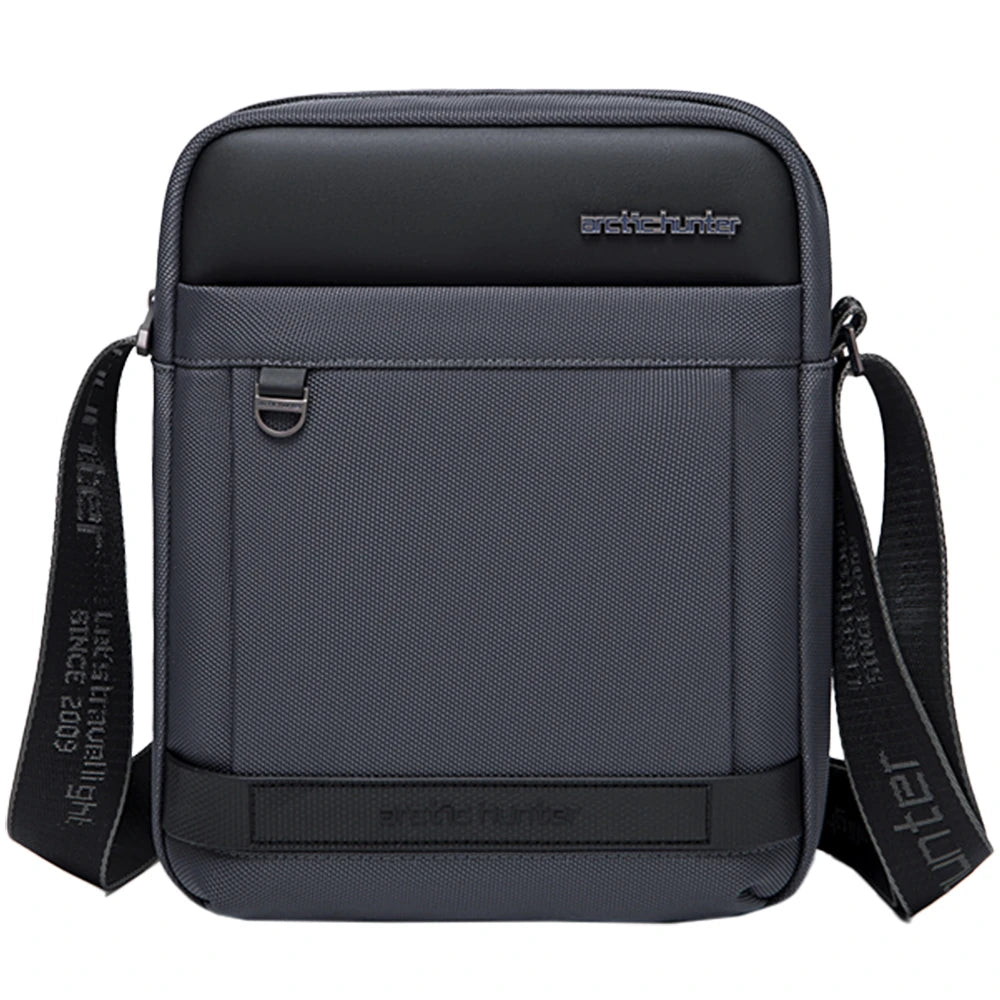 Geanta crossbody messenger pentru barbati, rezistenta la stropi Arctic Hunter K00162